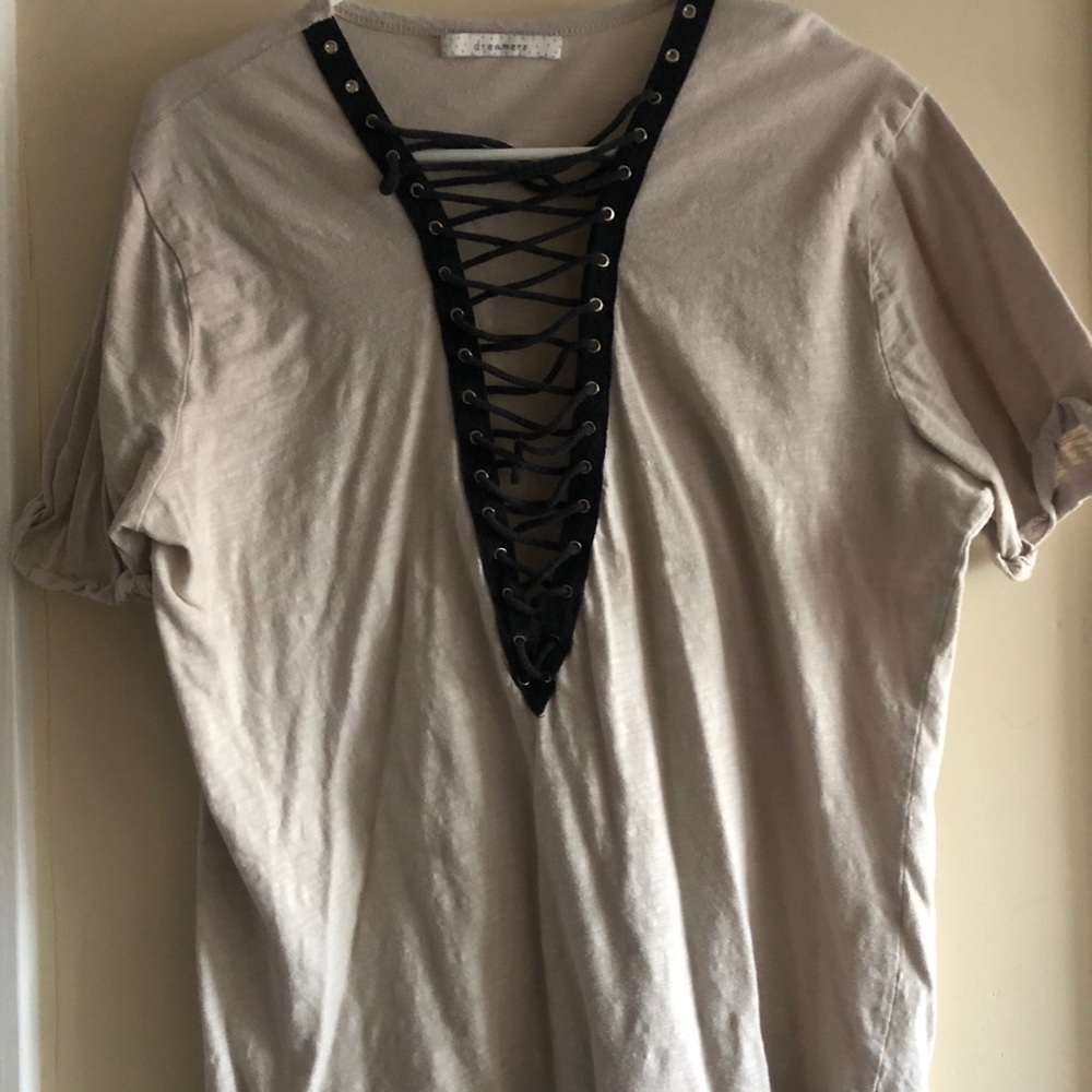 Lace-up Tee